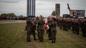 [WIDEO] 850 ochotników złożyło przysięgę wojskową na Polach Grunwaldu podczas święta 16. Dywizji Zmechanizowanej