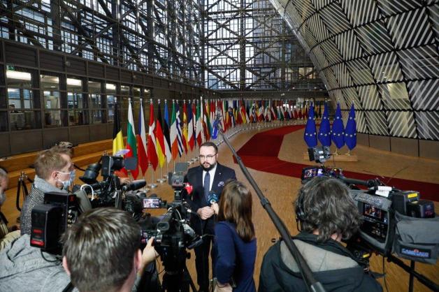 Wiceminister Jabłoński wziął udział w posiedzeniu Rady do Spraw Zagranicznych z udziałem sekretarza stanu USA. Omówili sytuację w Syrii, Libii, krajach Sahelu