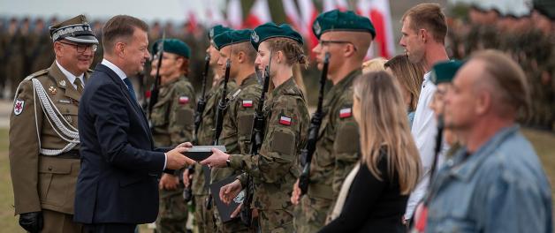 [WIDEO] 850 ochotników złożyło przysięgę wojskową na Polach Grunwaldu podczas święta 16. Dywizji Zmechanizowanej